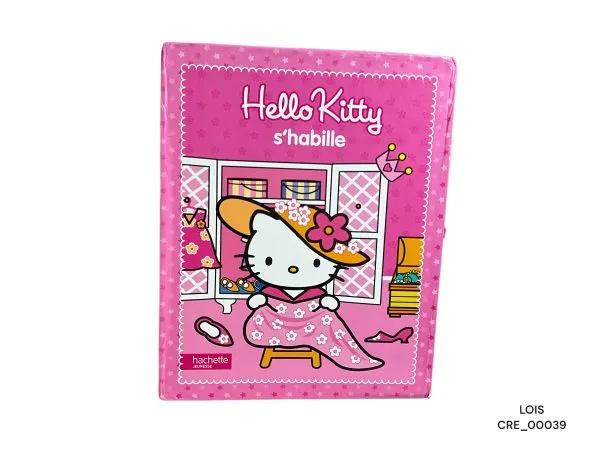 Hello Kitty s’habille *